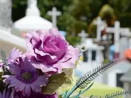 Las mejores funerarias en Boiro Carrofeito 10 tanatorios y teléfono de Pompas Fúnebres