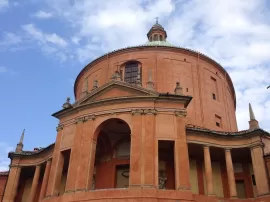 Descubre Bolonia en un día Itinerario imperdible para explorar la ciudad