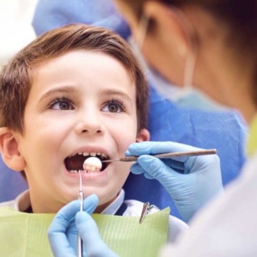 Miedo al dentista en los niños: cómo evitarlo
