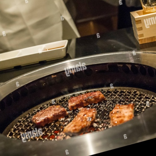 ¿Qué son las barbacoas de mesa coreana y japonesa?